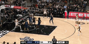 png电子官网VIP看球位？追帽被吹干扰球 瓦塞尔&保罗示意挑战 代理主帅没同意