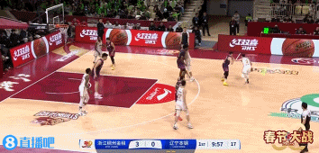 png电子😑咋回事儿这是！赵继伟开场3分钟 连续3次失误&反抢犯规被换下