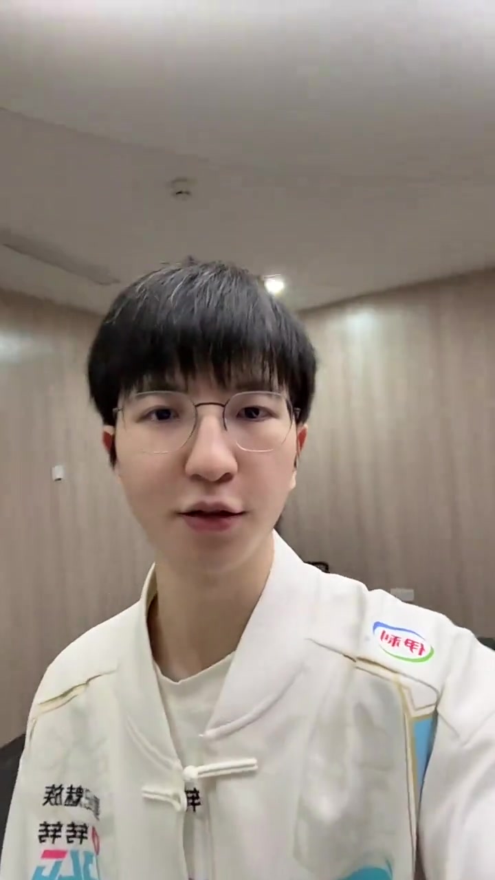 电子png游戏Elk分享视频：提前祝大家新年快乐，新的一年发大财