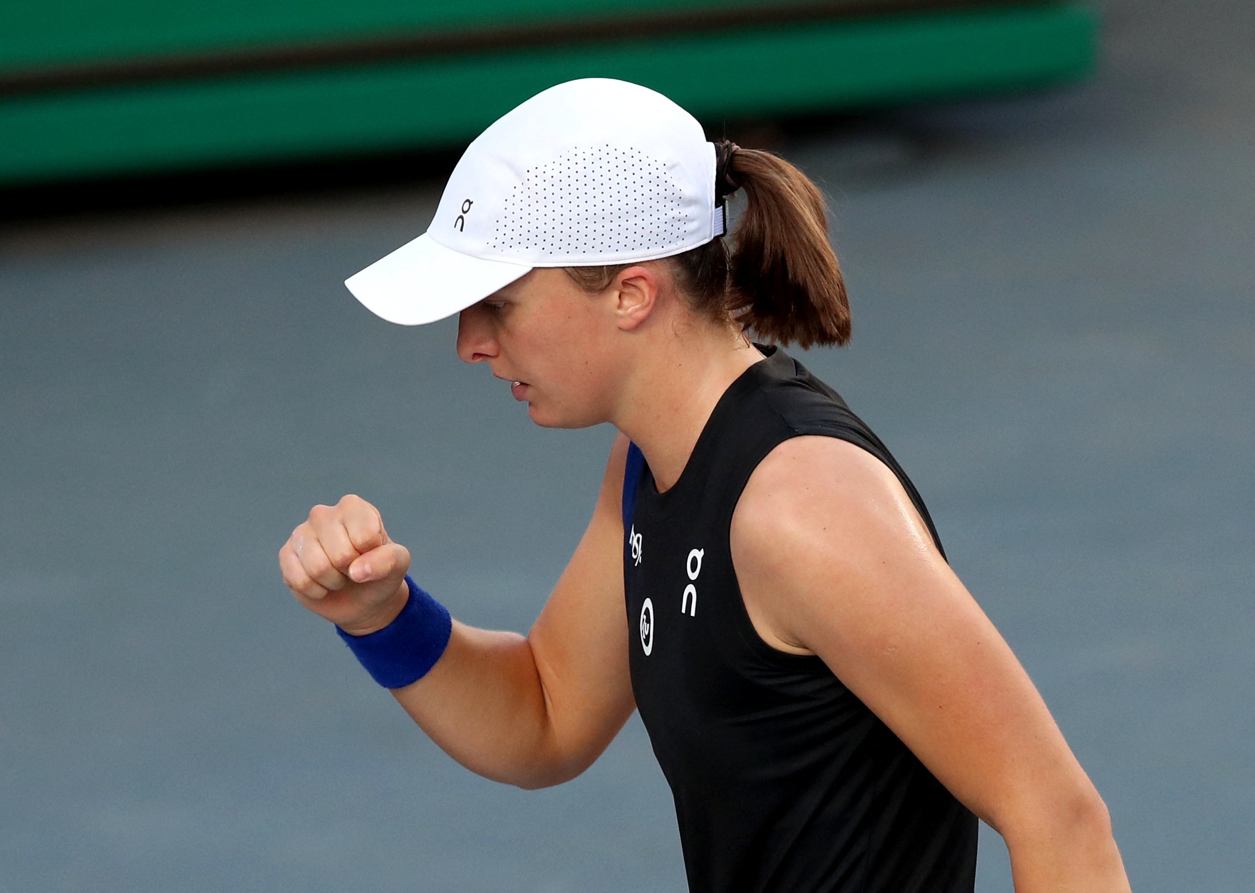 电子png游戏网球WTA1000迪拜站第三轮：斯瓦泰克2-0战胜雅斯特雷姆斯卡