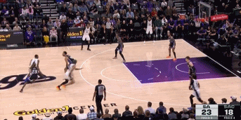 png电子网站菜鸟丨卡斯尔17中10空砍25分 菲利波夫斯基17+5 埃迪8分13板3帽