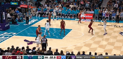 png电子网站菜鸟丨卡斯尔17中10空砍25分 菲利波夫斯基17+5 埃迪8分13板3帽