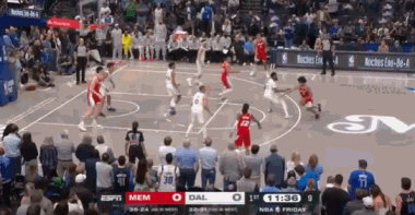 png电子网站菜鸟丨卡斯尔17中10空砍25分 菲利波夫斯基17+5 埃迪8分13板3帽