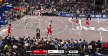 png电子网站菜鸟丨卡斯尔17中10空砍25分 菲利波夫斯基17+5 埃迪8分13板3帽