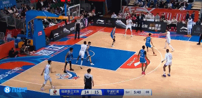 png电子官网上来手感很热！宁鸿宇首节打了7分钟 里突外投4投全中独得10分！