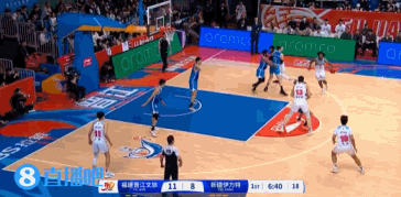 png电子网站💥突然下雨了！赵睿三记&齐麟一记两人连中4记三分球打停福建