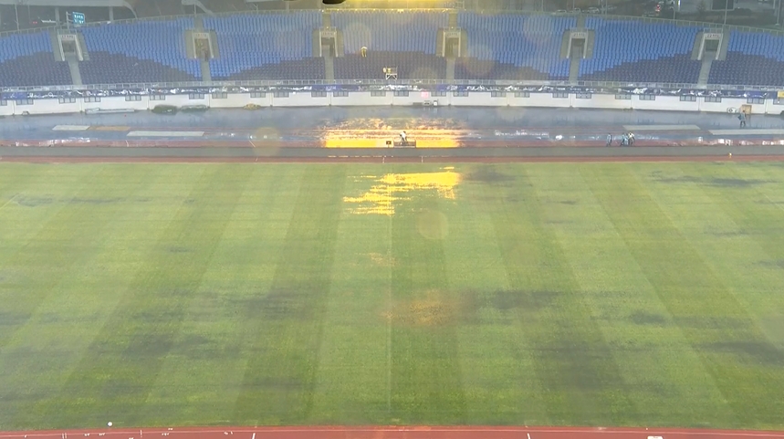 png电子和天气“杠”上了！西海岸去年遭遇大雾，今年又碰上大雨、大风