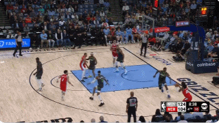 电子png游戏我管你这那的😈！即使落后17分 莫兰特依然向人群‘抛出手雷’