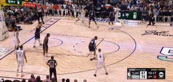 png电子平台手感火烫！穆雷顶着邓恩干拔三分再中 抱怨被犯规没吹