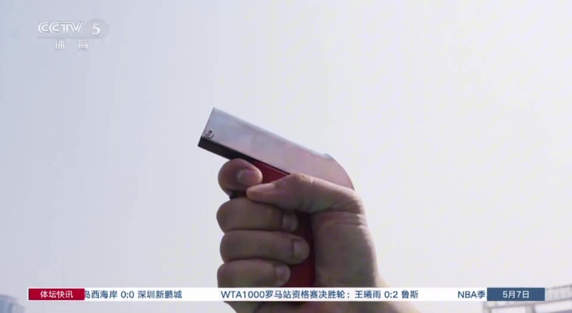 png电子官网谢震业谈田联接力赛：我们的目标很简单，就是拿到世锦赛的门票