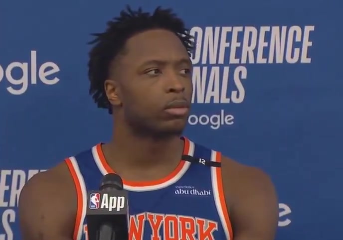 png电子平台😂史上最快发布会？OG坐下没人提问😂小眼神一抖直接开走