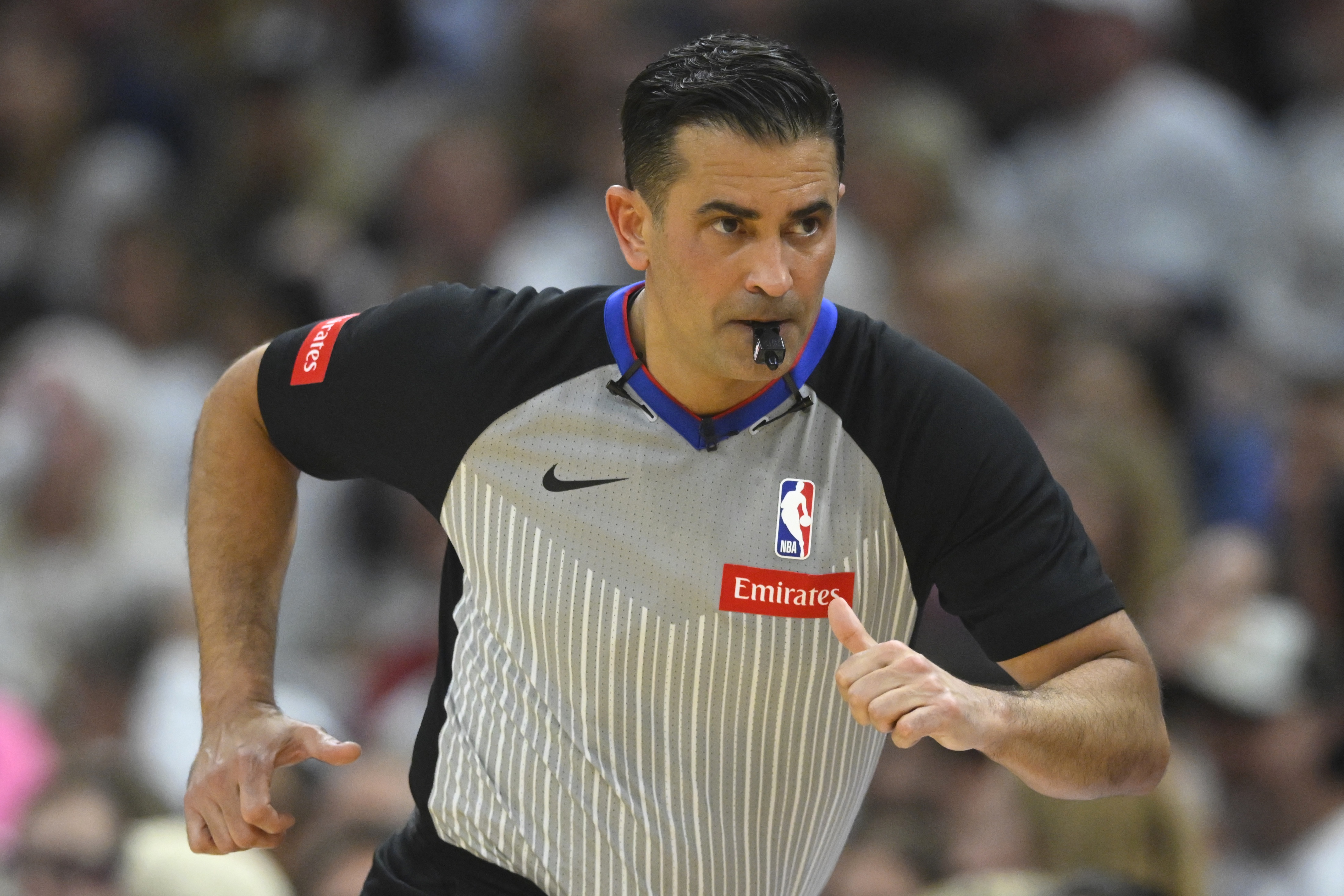 png电子总决赛G2裁判：主裁判扎克-扎巴 福斯特回放中心观战👀