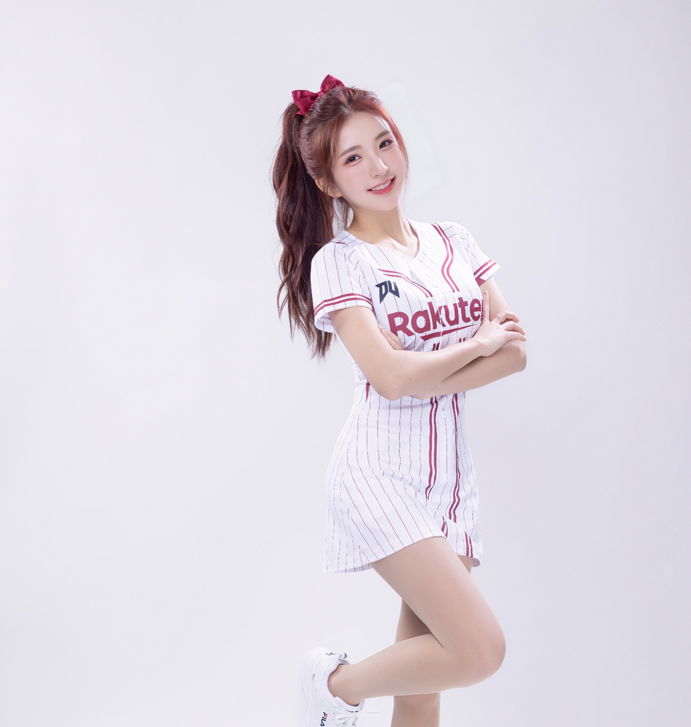 png电子台篮啦啦队员勾搭富商事件📈原配曾列17人“猎艳名单”重点排查